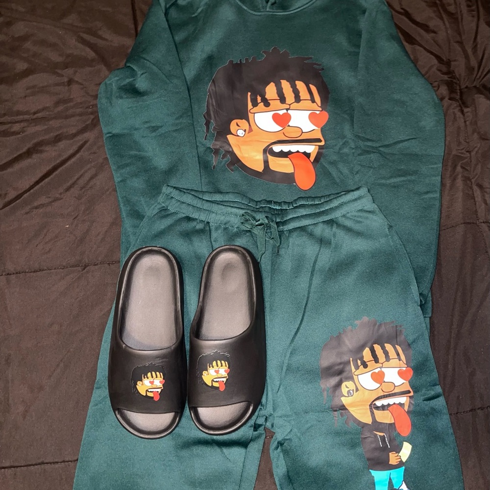 MARIBASED1 - BIG 48 Graphic Green One Piece Sweatsuit Set w/Slides